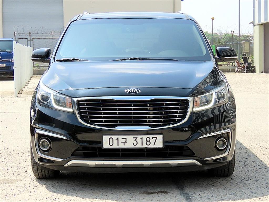 KIA Carnival - Vista 2