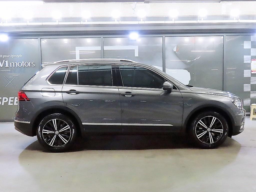 Volkswagen Tiguan - Vista 3