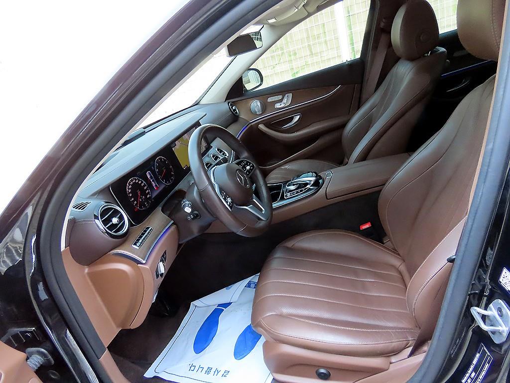 Mercedes Benz E class - Vista 5