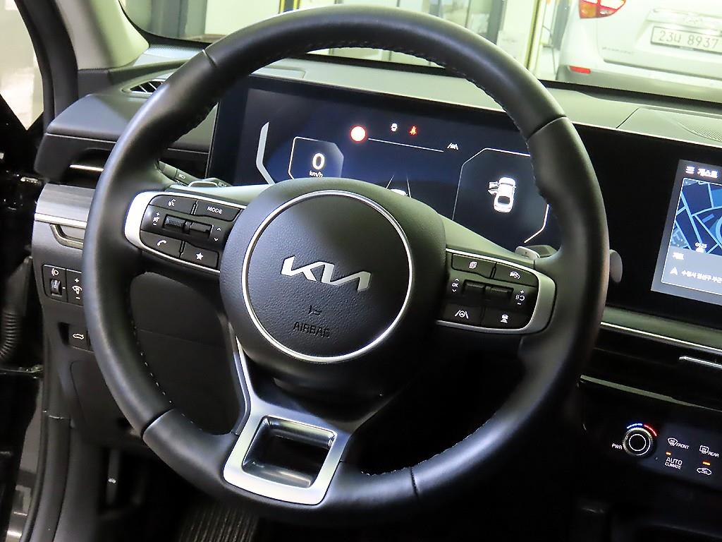 KIA K5 - Vista 8