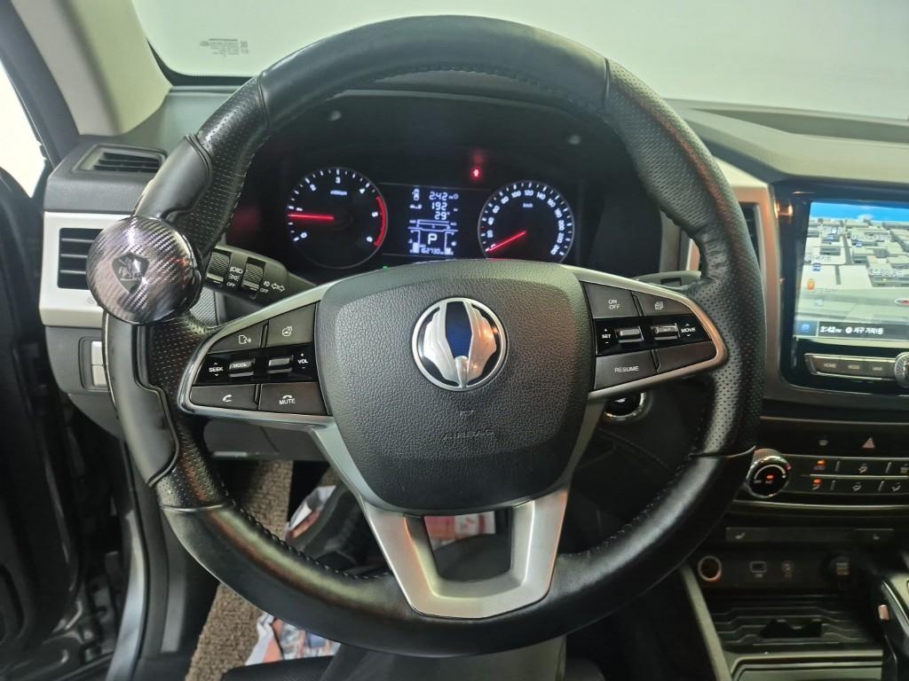 Ssangyong Rexton - Vista 8