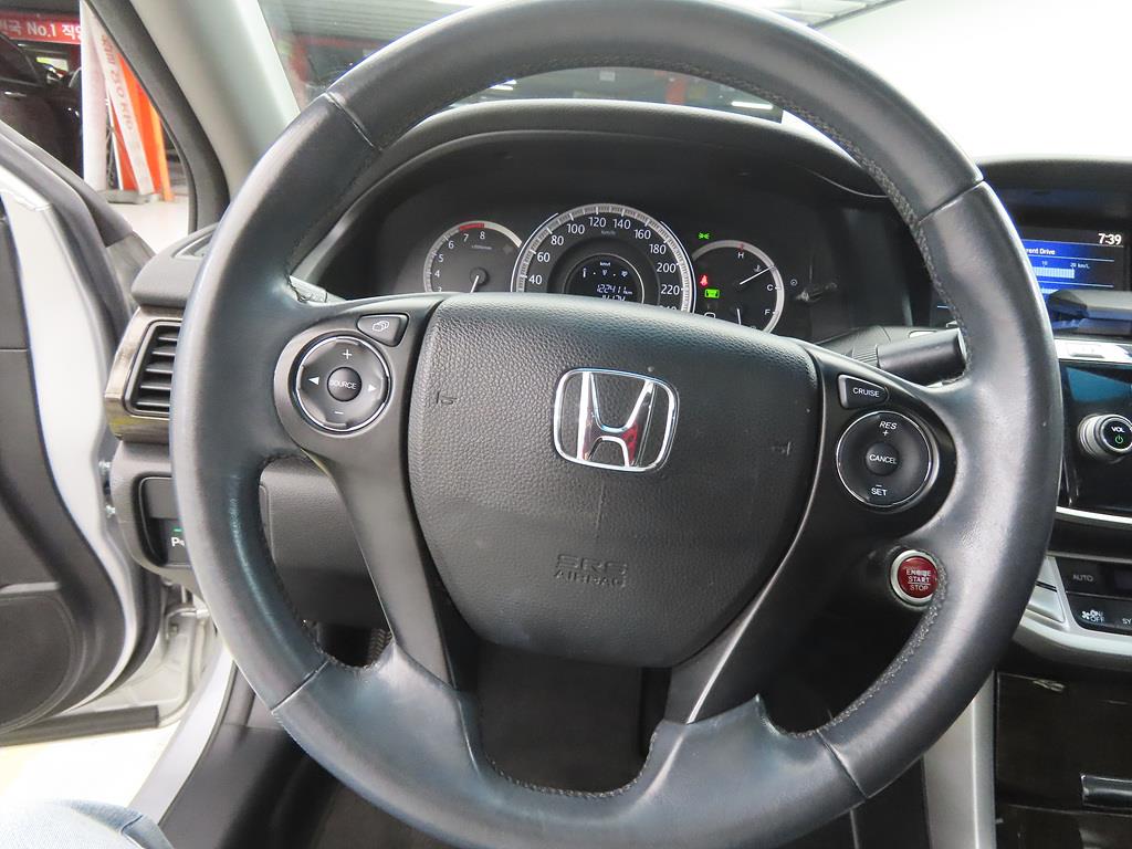 Honda Accord - Vista 8