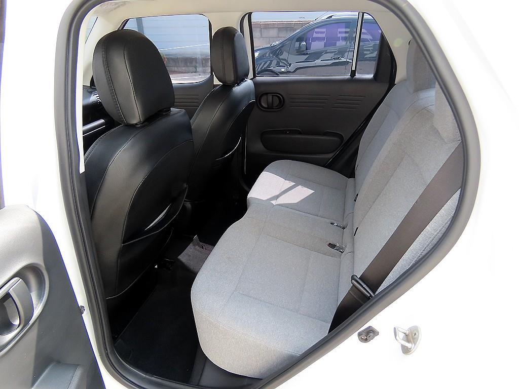 HYUNDAI Casper - Vista 6