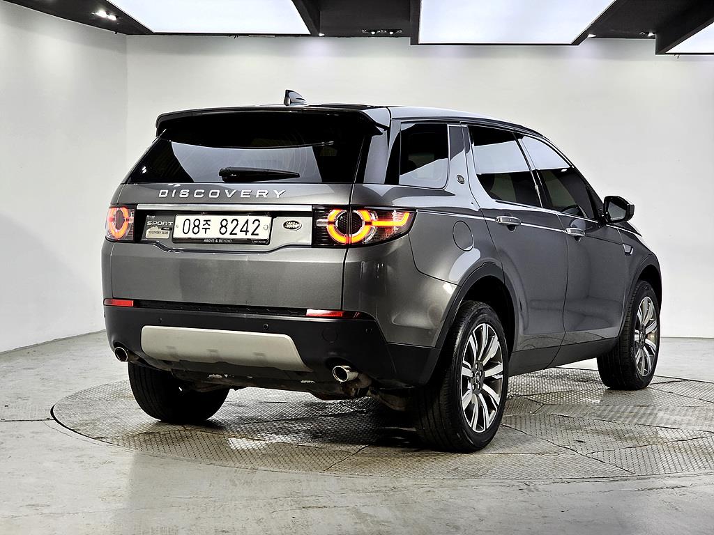 Land Rover Discovery Sports - Vista 4