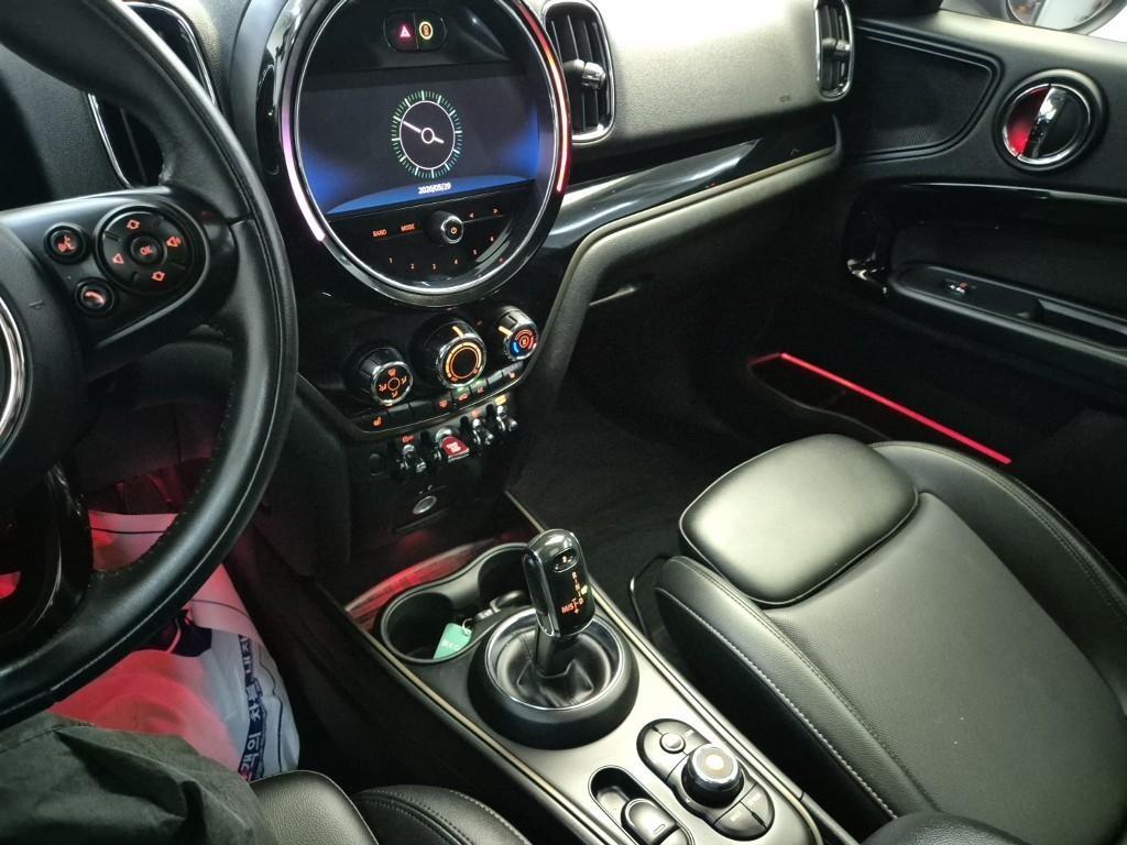 Mini Countryman - Vista 10