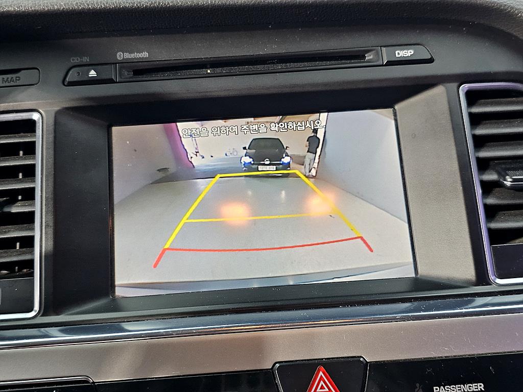 HYUNDAI Sonata - Vista 8