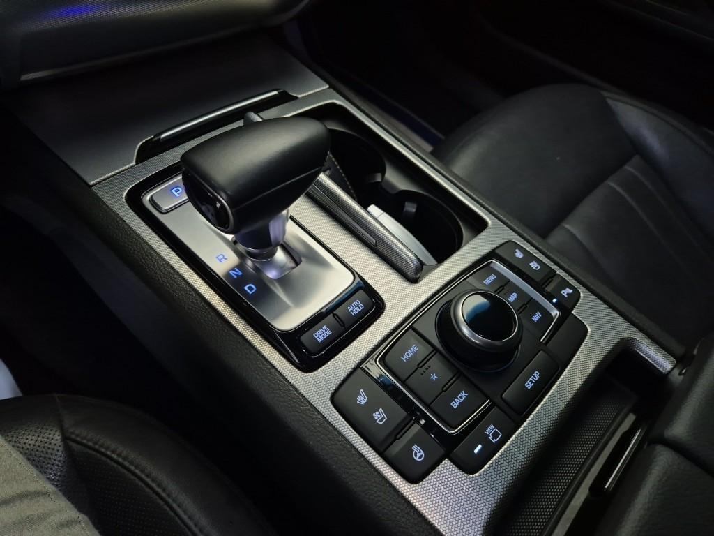 Genesis G80 - Vista 7