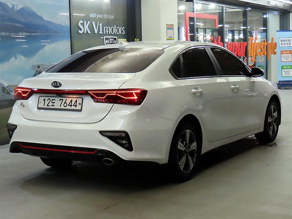 KIA K3 - Vista 4
