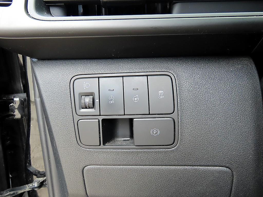 HYUNDAI Staria - Vista 12