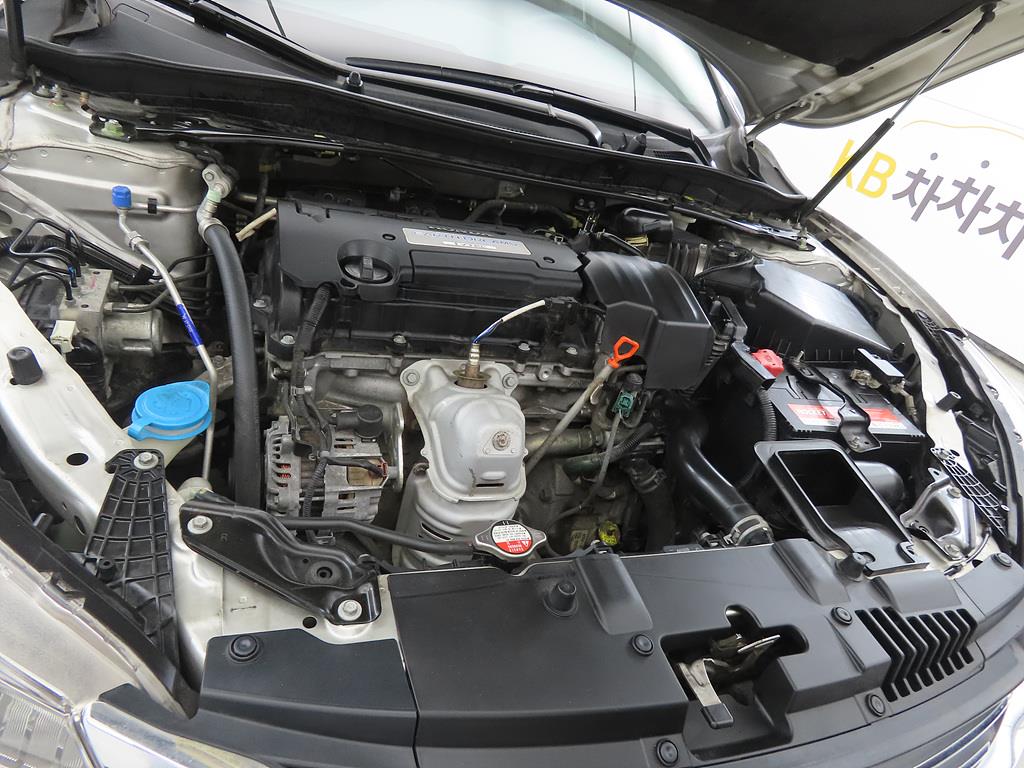 Honda Accord 2013 Gris - Importación desde Corea - HF Imports Iquique - Foto 19