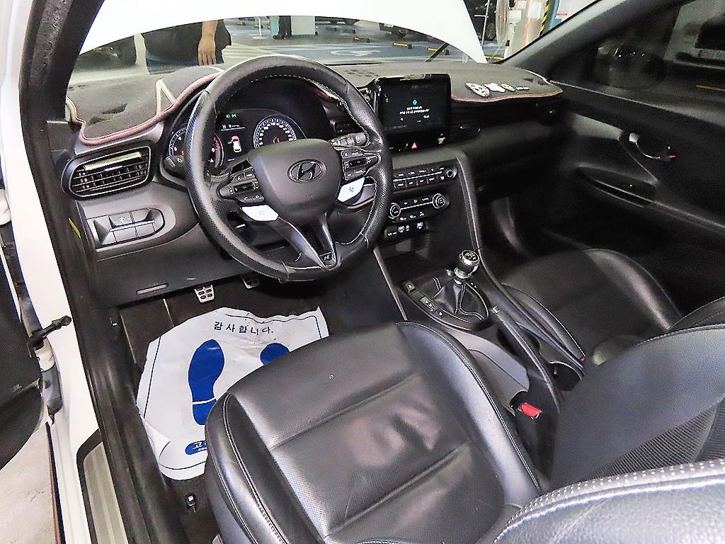 HYUNDAI Veloster - Vista 10