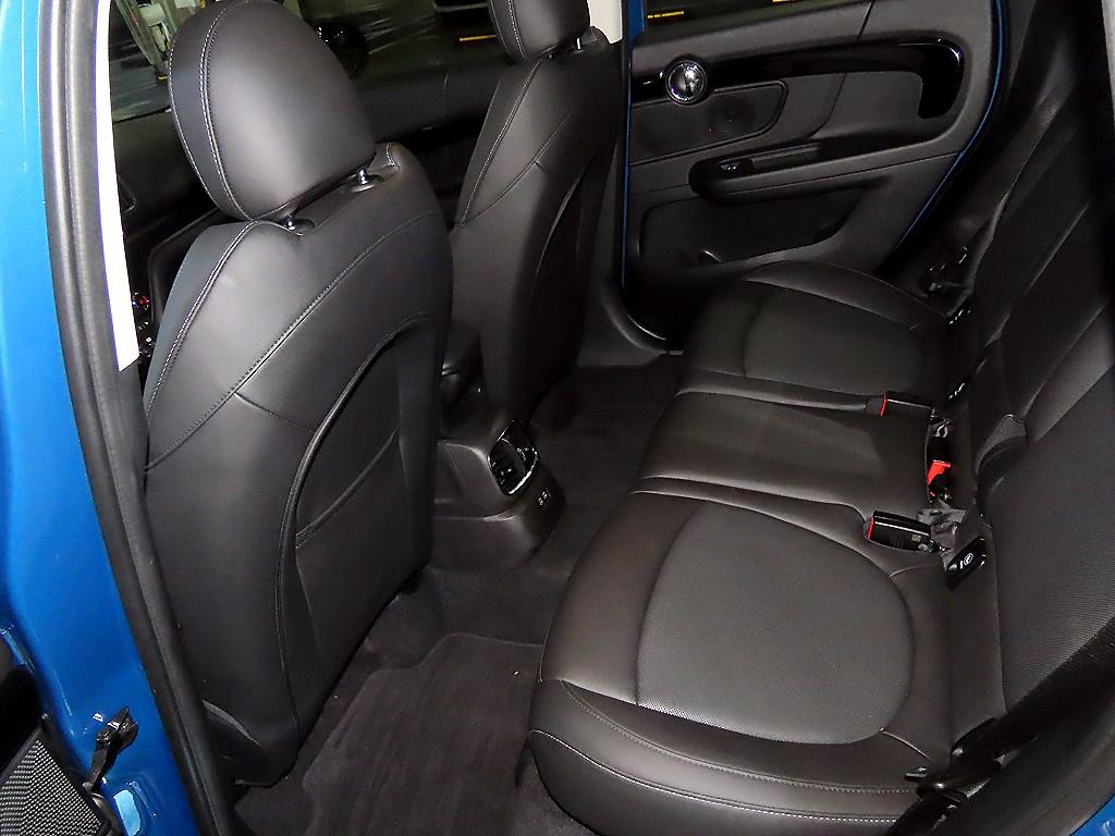 Mini Countryman - Vista 7