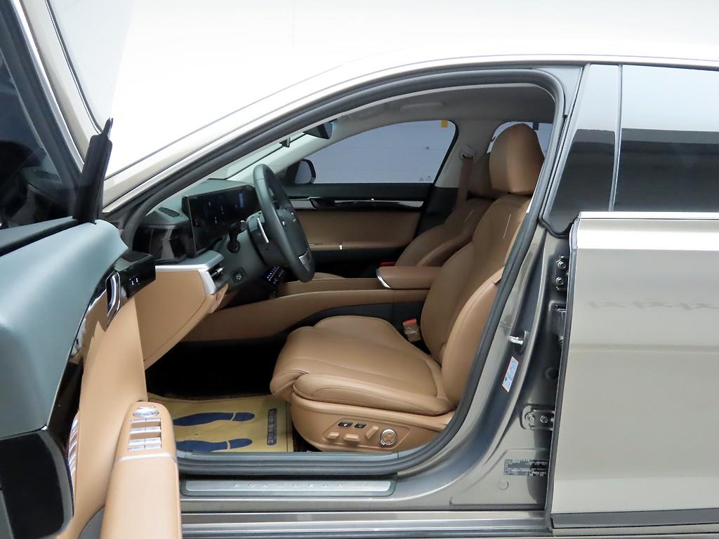 HYUNDAI Grandeur - Vista 11