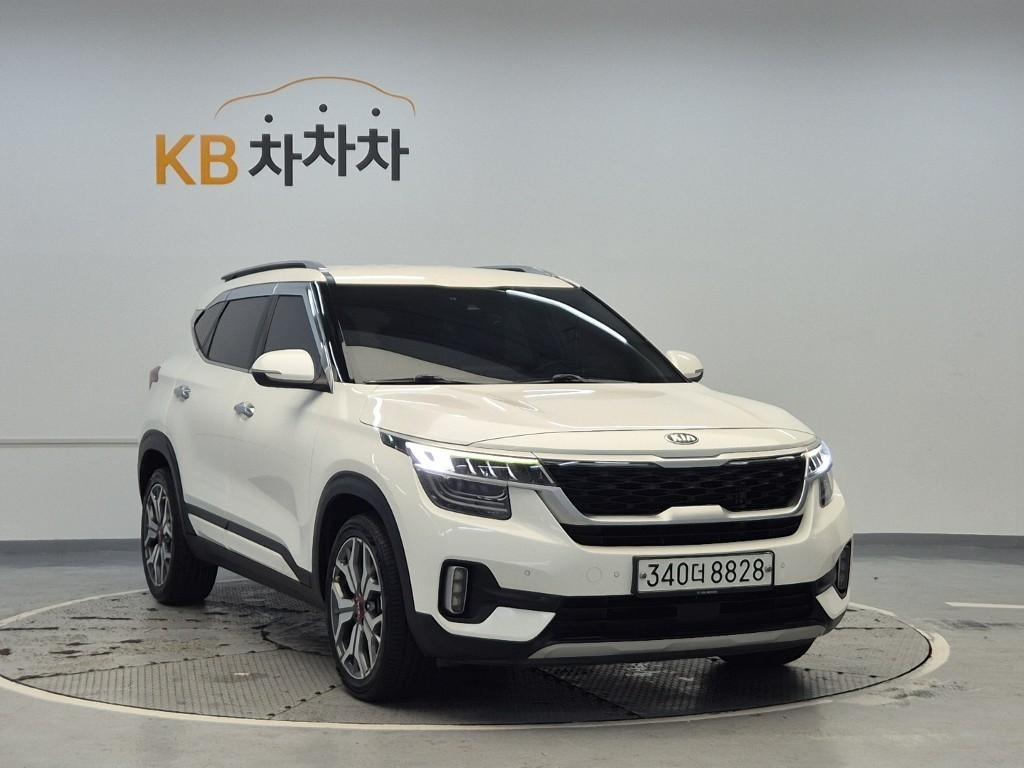 KIA Seltos - Vista 4