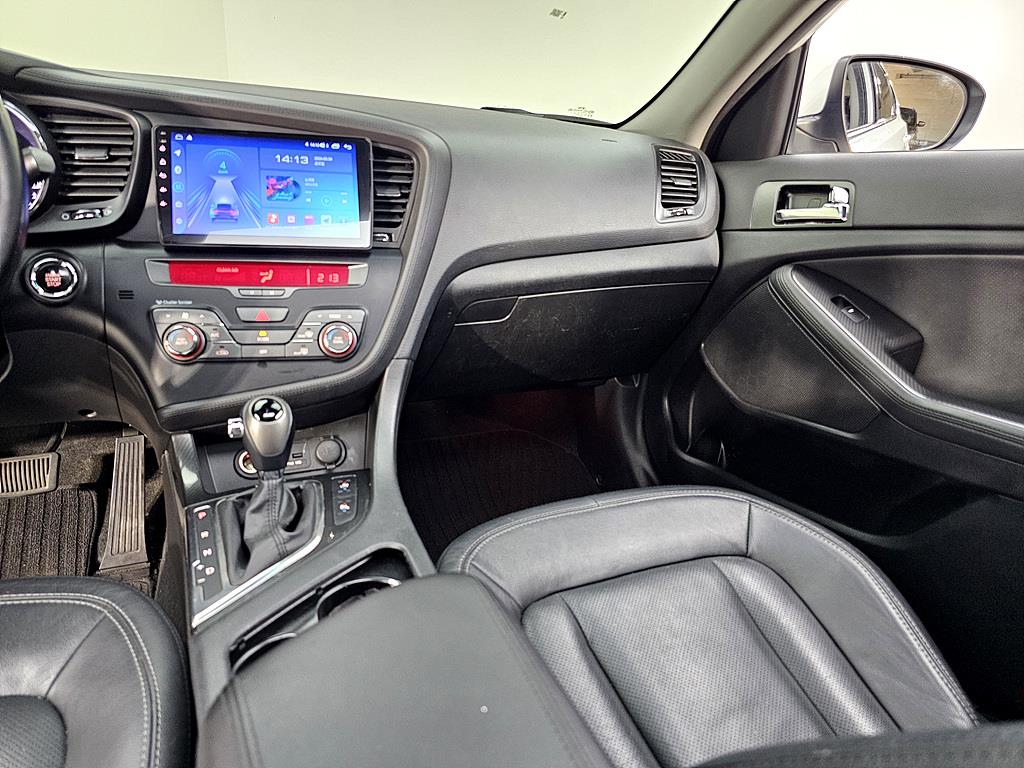 KIA K5 - Vista 10