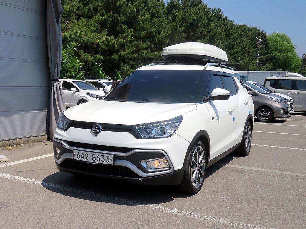 Ssangyong Tivoli - Vista 2