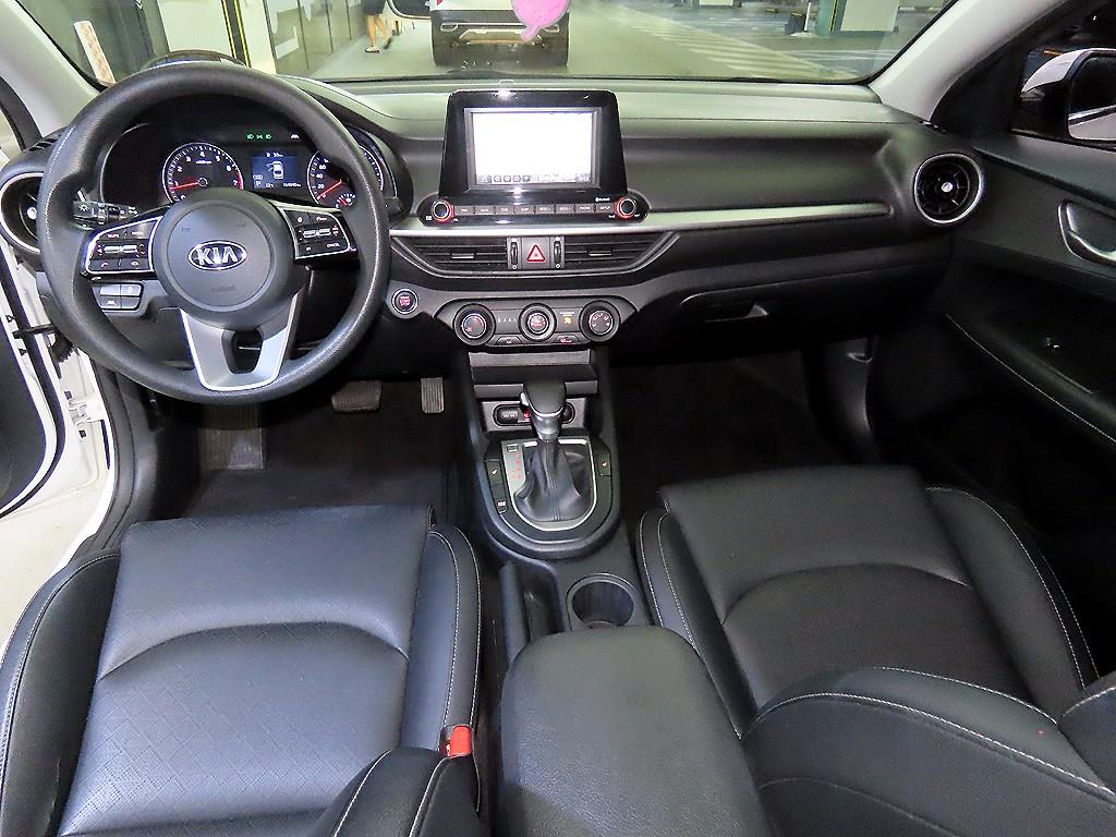 KIA K3 - Vista 10