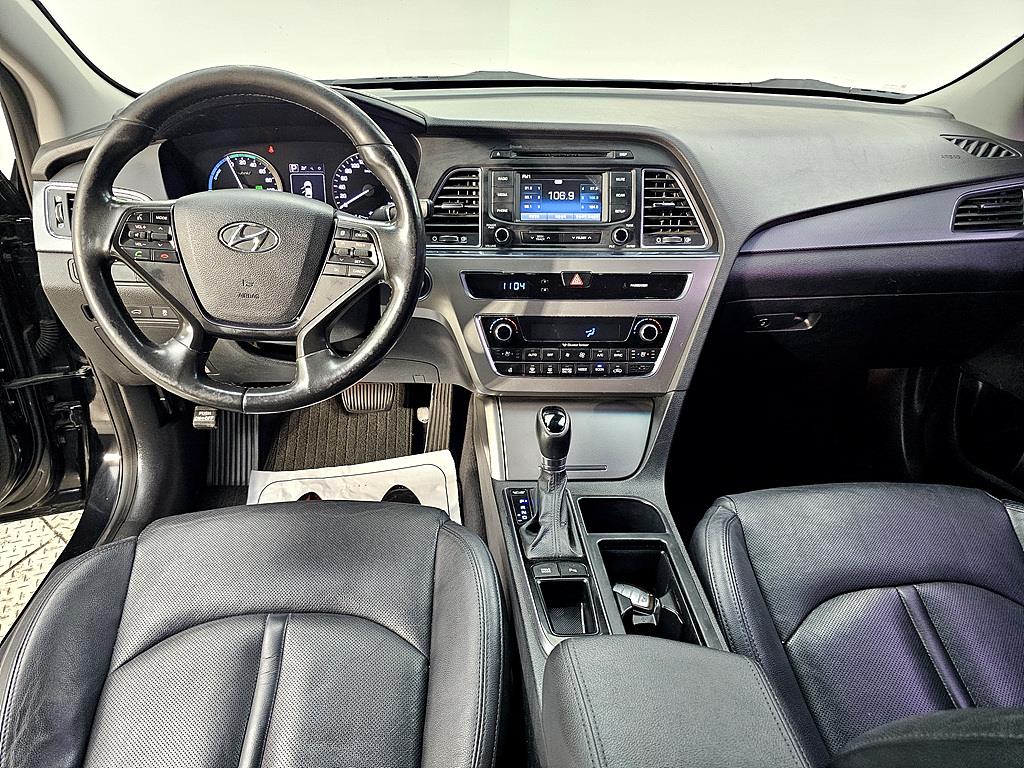 HYUNDAI Sonata - Vista 5