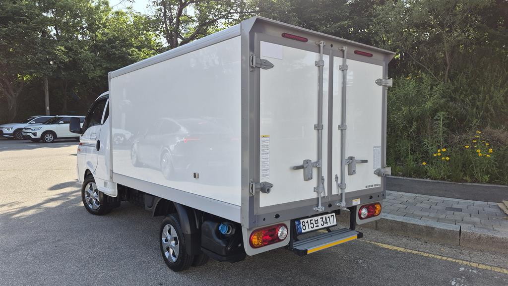 Small Truck Freezer Box(Low Deck) - Vista 4