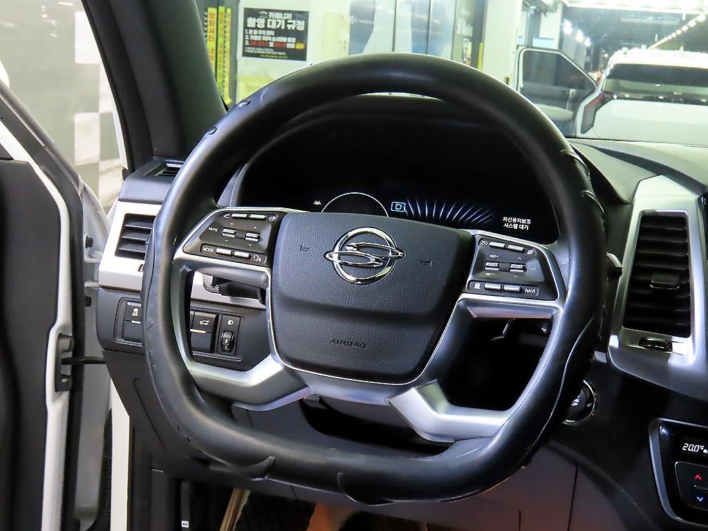 Ssangyong Rexton - Vista 8