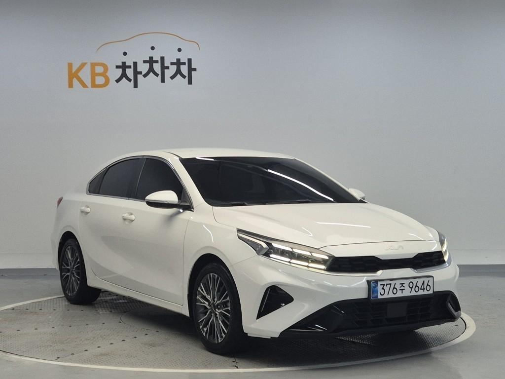 KIA K3 - Vista 4