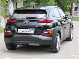 HYUNDAI Kona - Vista 6