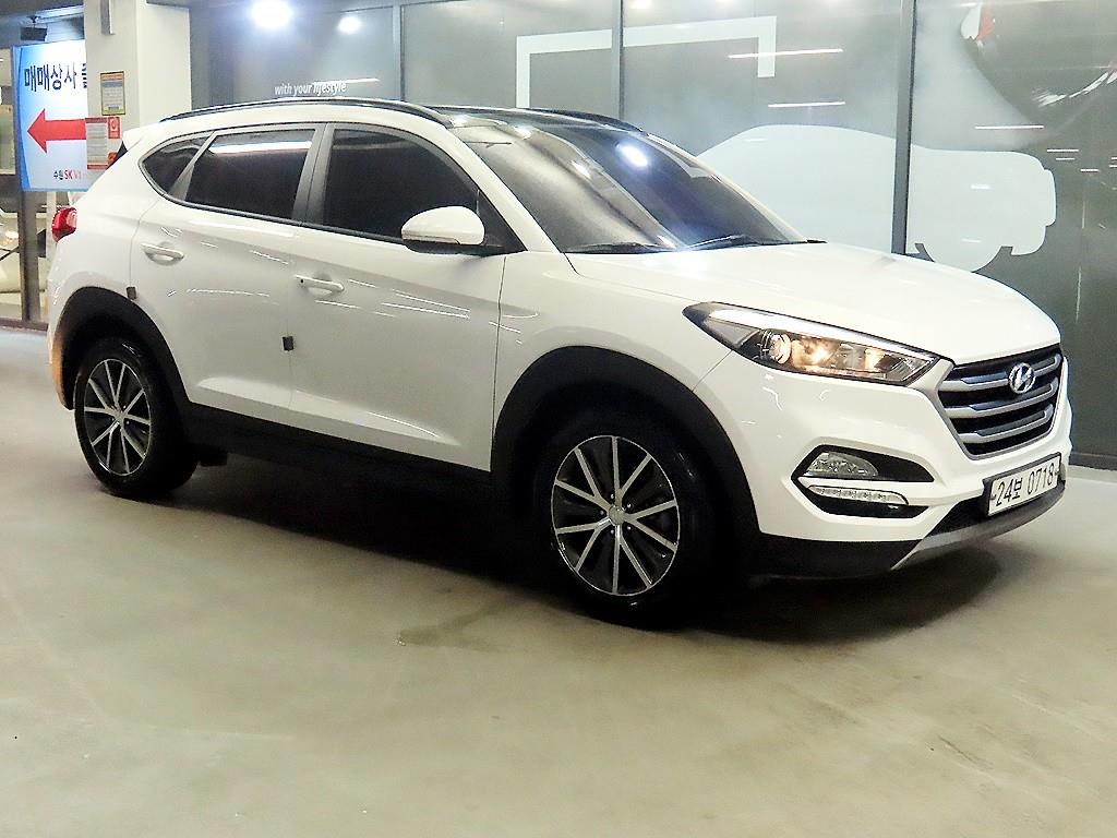 HYUNDAI Tucson 2017 Blanco - Importación desde Corea - HF Imports Iquique - Foto 1