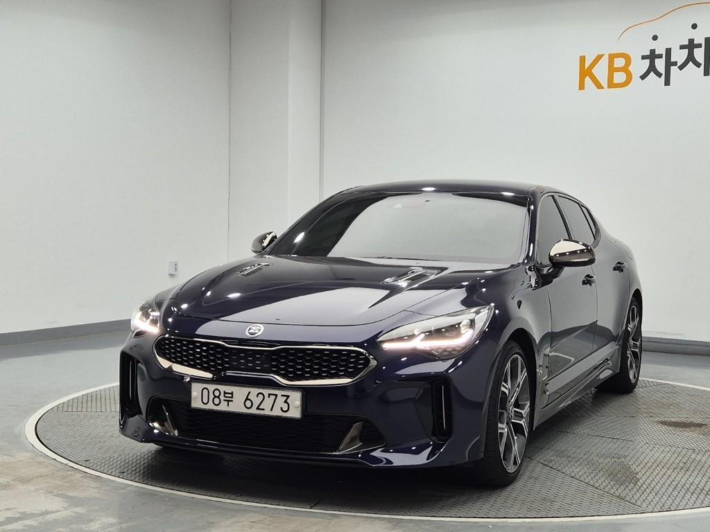 KIA Stinger - Vista 2