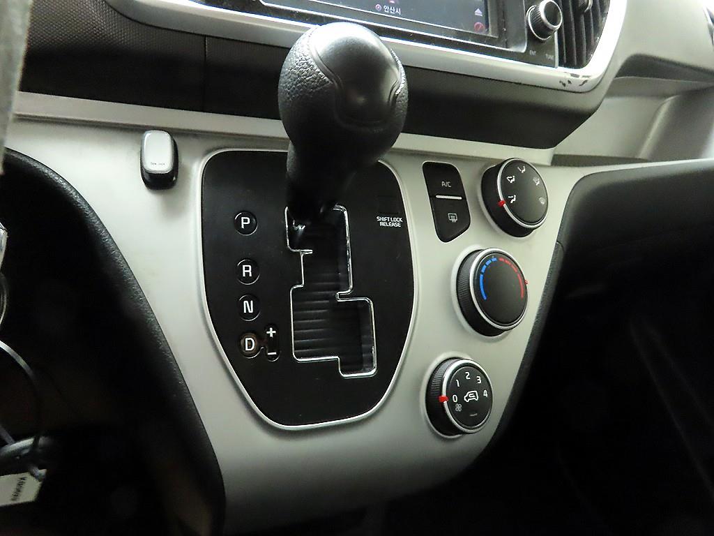 KIA Ray - Vista 10