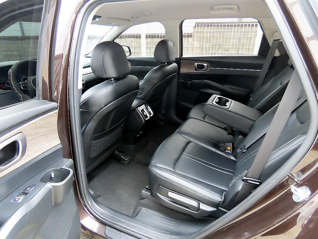 KIA Sorento - Vista 6