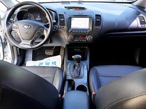 KIA K3 - Vista 10