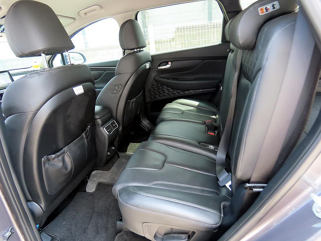 HYUNDAI Santa Fe - Vista 6