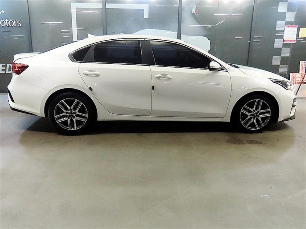 KIA K3 - Vista 3