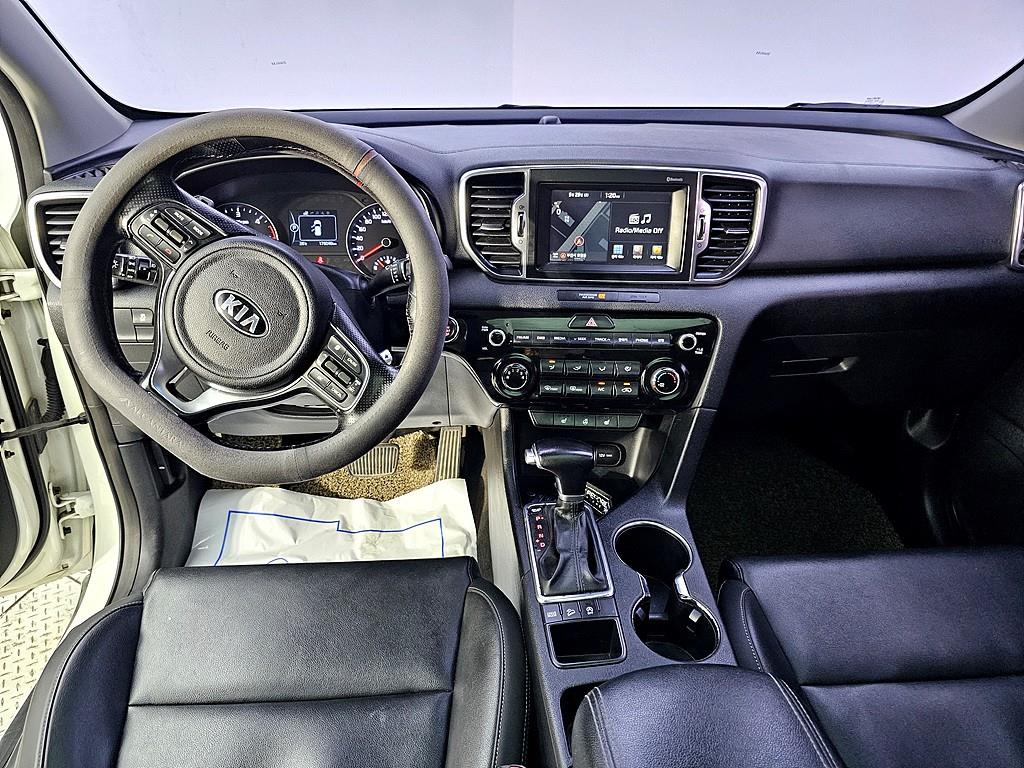 KIA Sportage - Vista 5