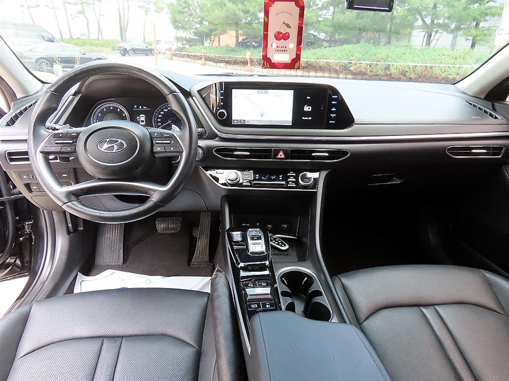 HYUNDAI Sonata - Vista 7