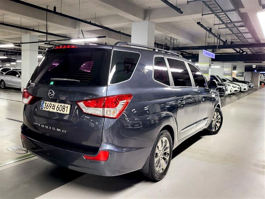 Ssangyong Korando - Vista 5
