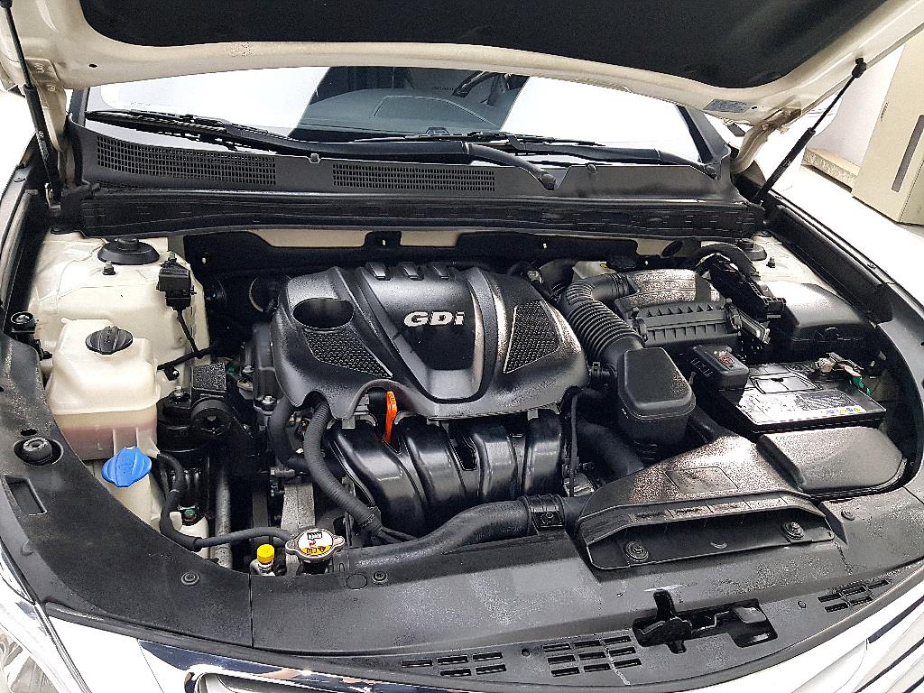HYUNDAI Grandeur - Vista 6
