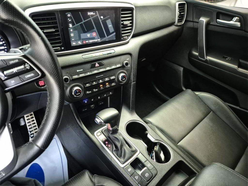KIA Sportage - Vista 6
