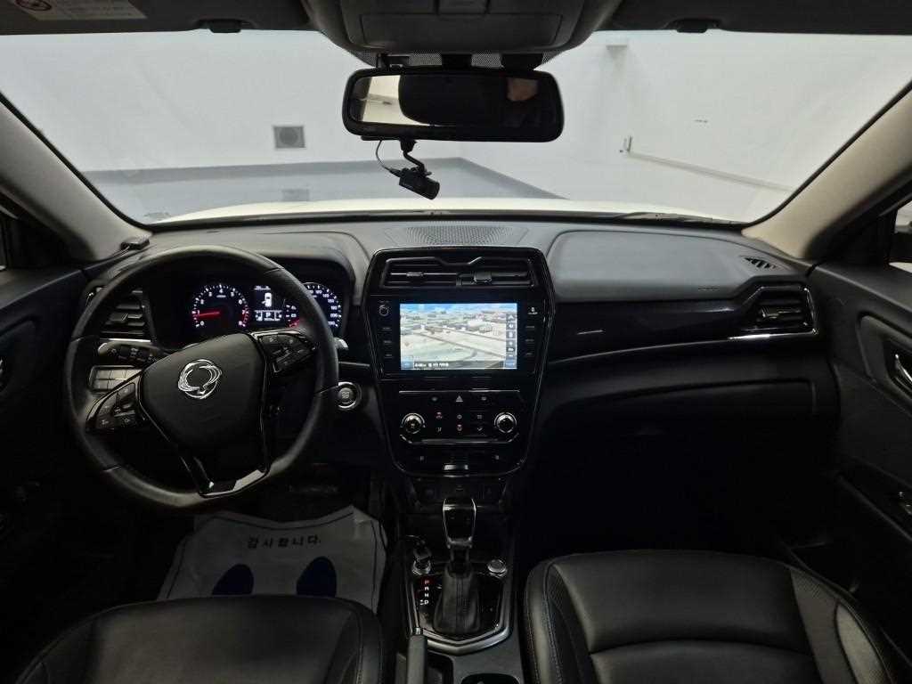 Ssangyong Tivoli - Vista 7