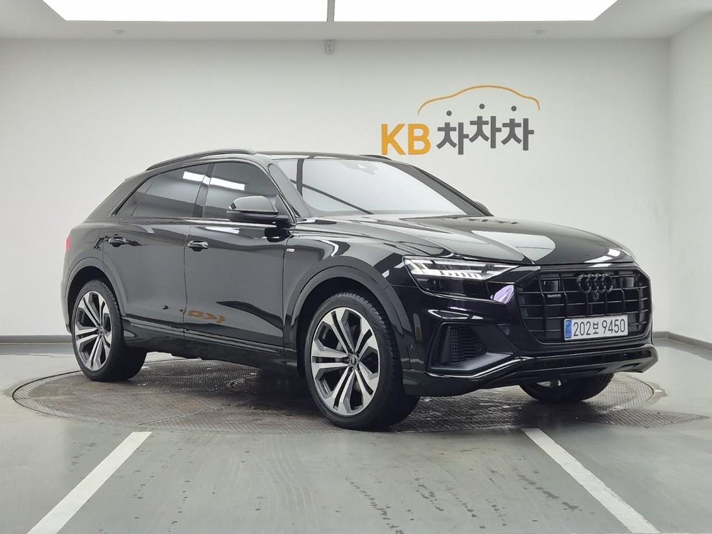 Audi Q8 - Vista 2