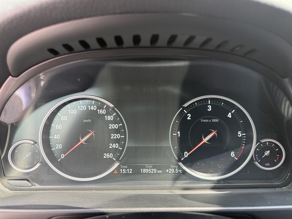BMW 5 Series - Vista 3