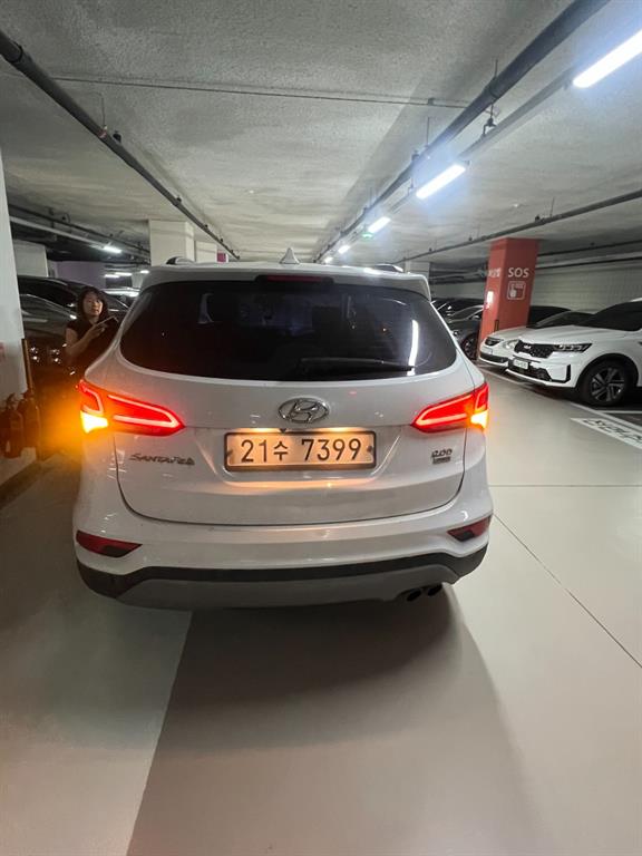 HYUNDAI Santa Fe - Vista 3