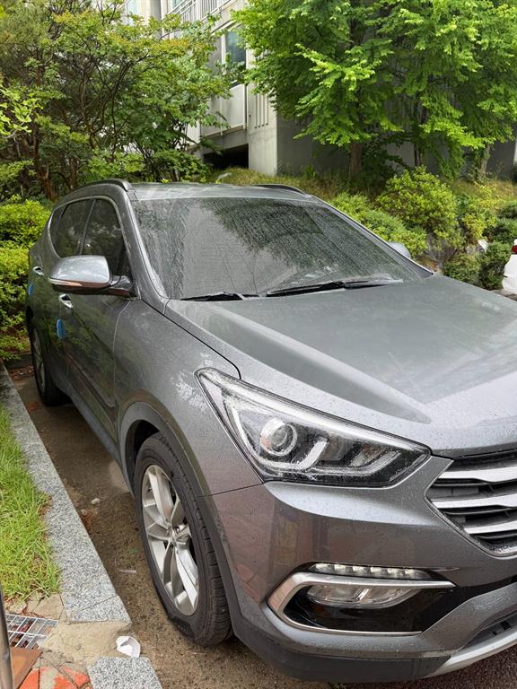 HYUNDAI Santa Fe - Vista 2