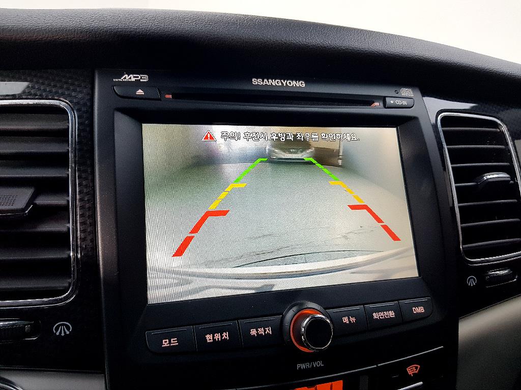 Ssangyong Korando - Vista 12