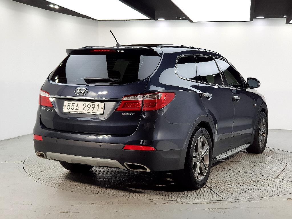 HYUNDAI Maxcruz - Vista 4
