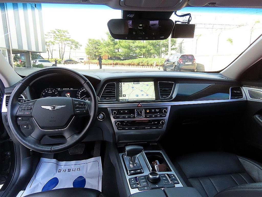 Genesis G80 - Vista 7