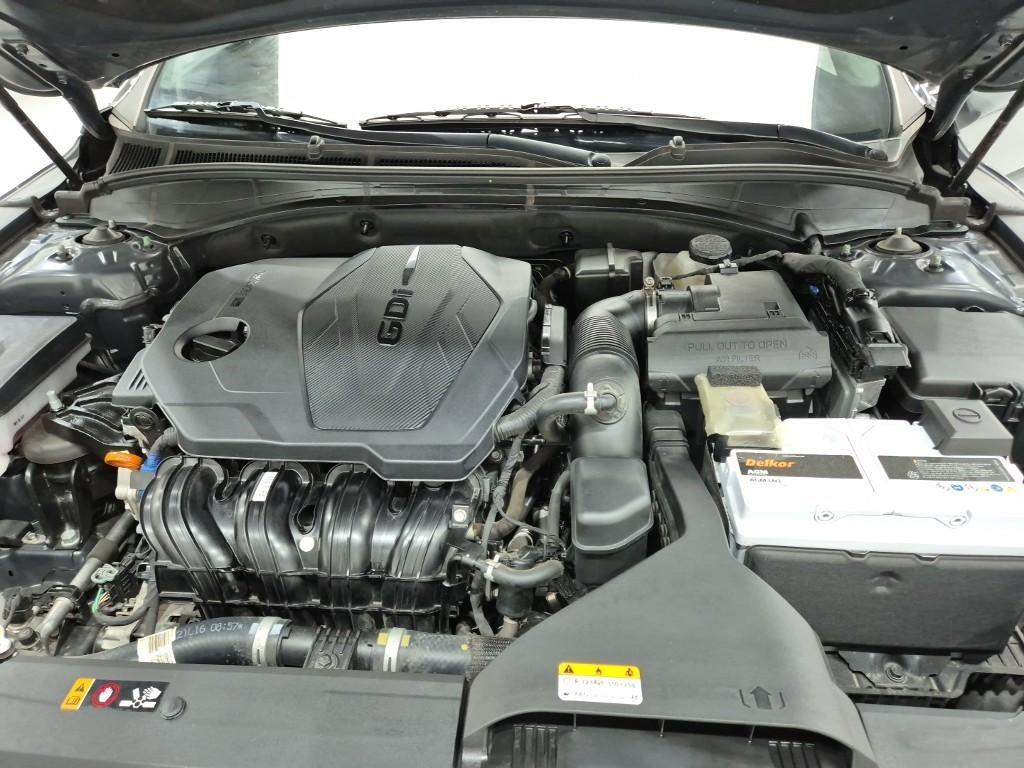 HYUNDAI Grandeur - Vista 12