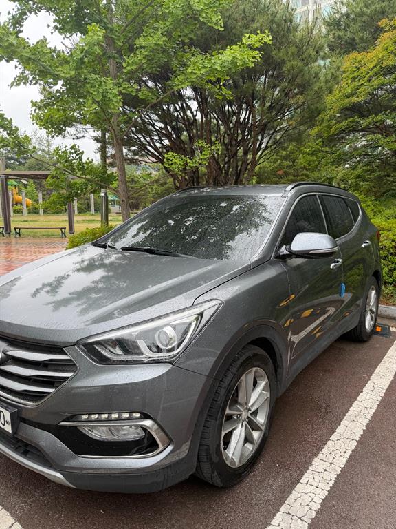 HYUNDAI Santa Fe - Vista 3