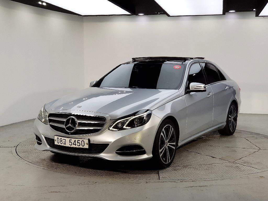Mercedes Benz E class 2016 Plateado - Importación desde Corea - HF Imports Iquique - Foto 1