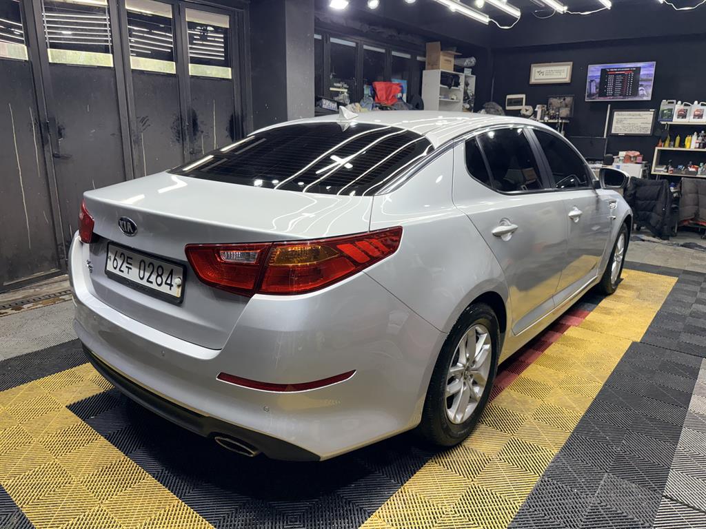 KIA K5 - Vista 4